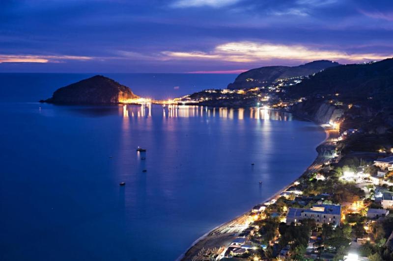 Hotel Terme Tirrenia 이스키아 외부 사진